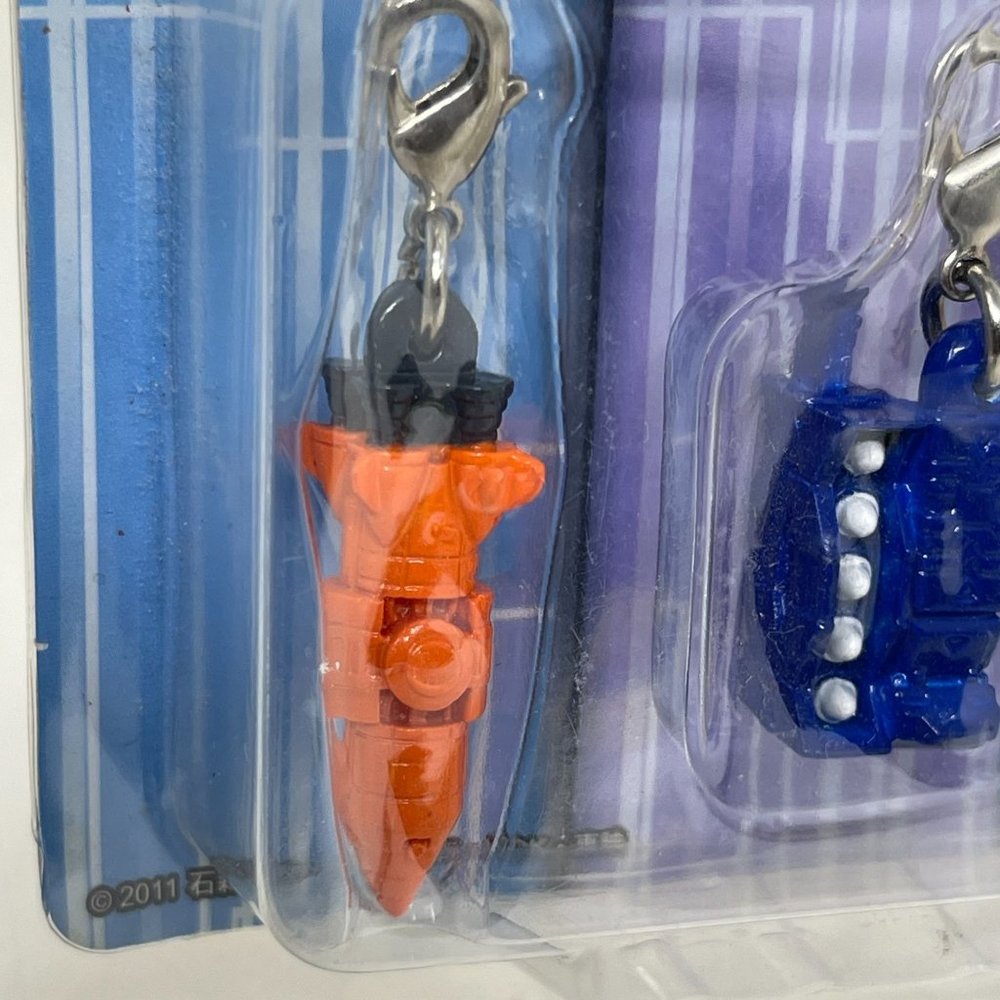 Kamen Rider Fourze Modules Keychains Charm Set - Picture 5 of 7